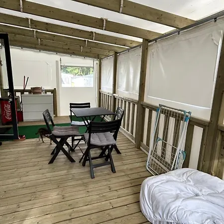Mobilhome 4 Saison مكان تخييم *